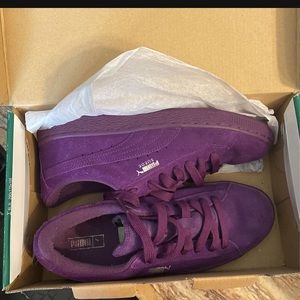 suede puma sneakers
